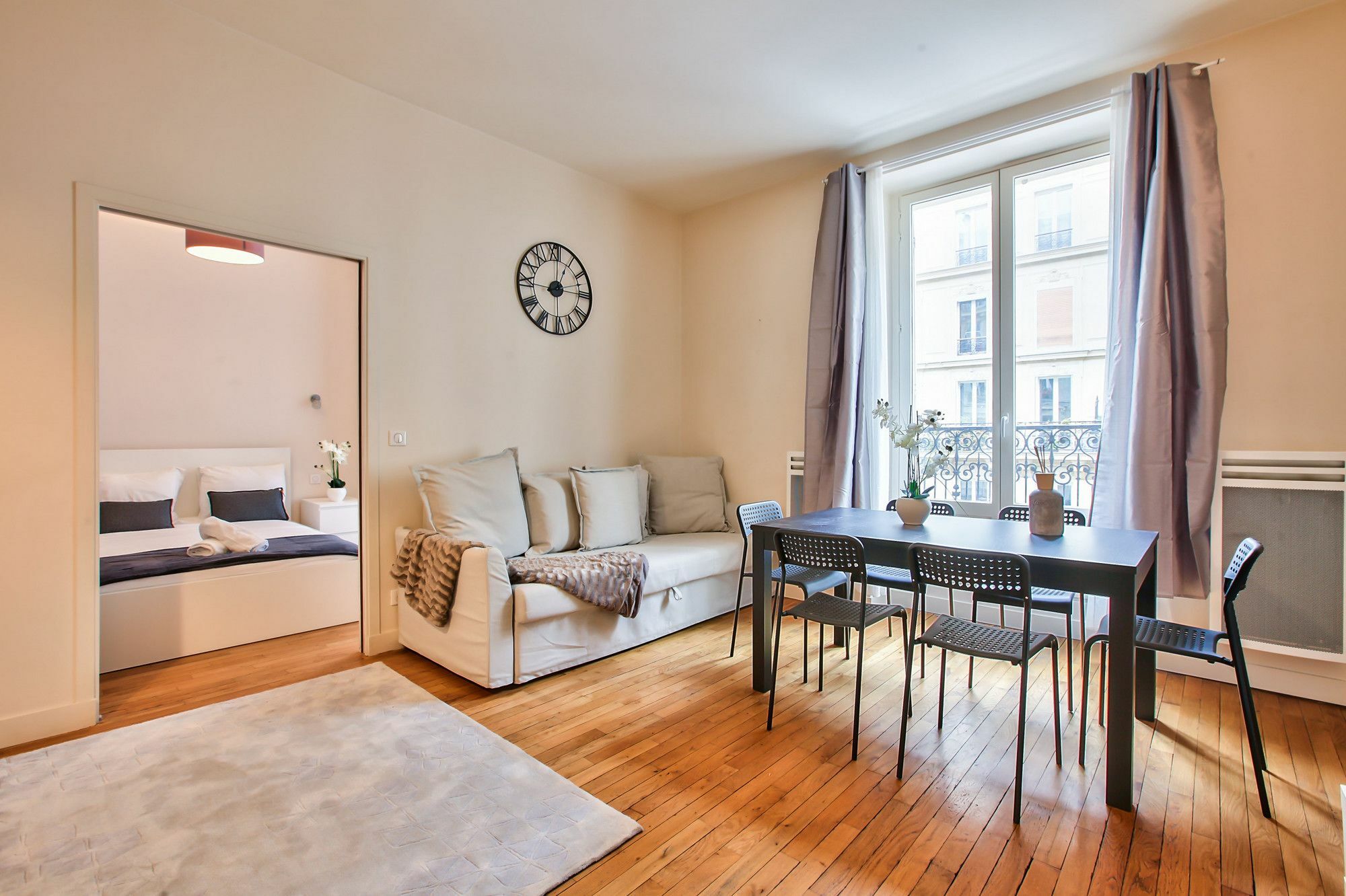 27 - Flat Reaumur - Montorgueil * Paris